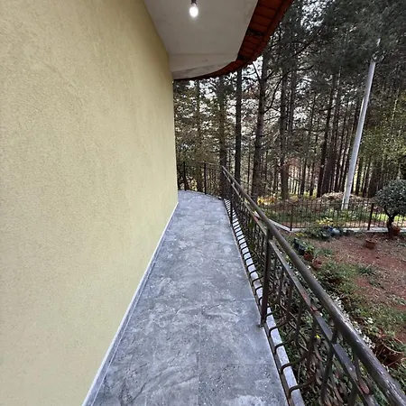 Streha Pishave Villa