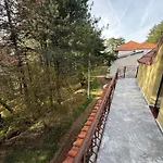 Streha Pishave Villa Elbasan