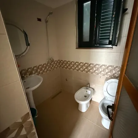 Streha Pishave * Elbasan