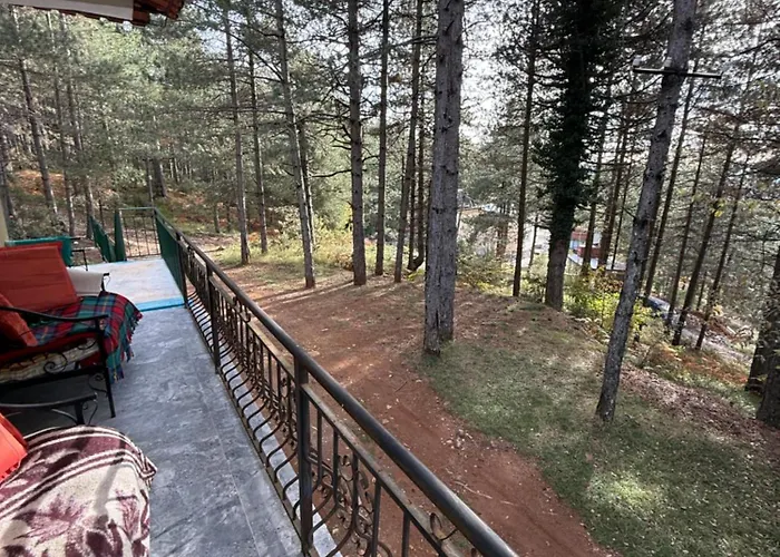 Streha Pishave Villa