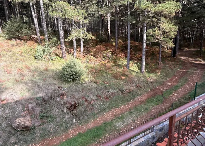 Streha Pishave Villa Elbasan