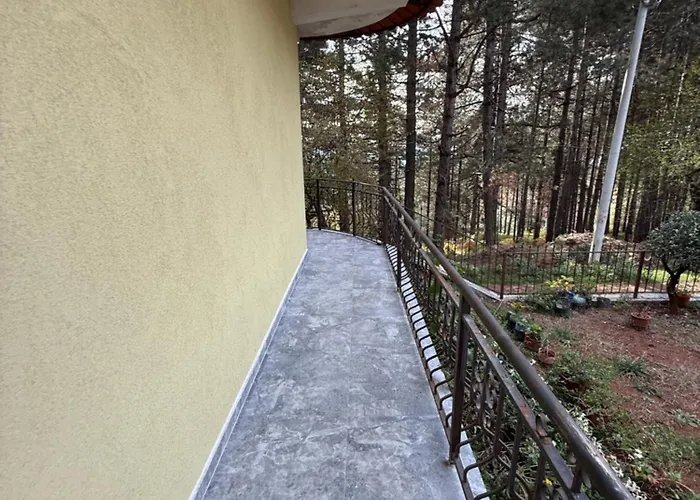 Streha Pishave Villa